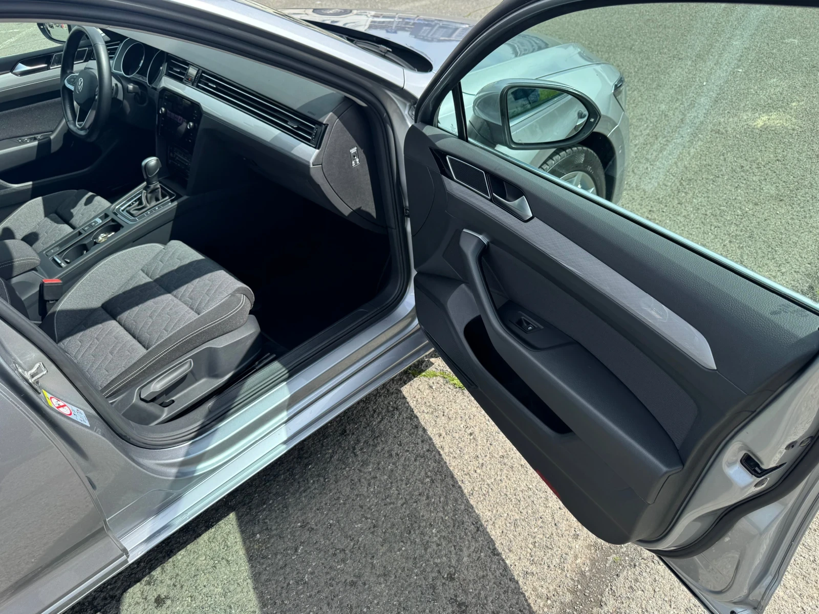 VW Passat B8.5, снимка 12 - Автомобили и джипове - 54082133