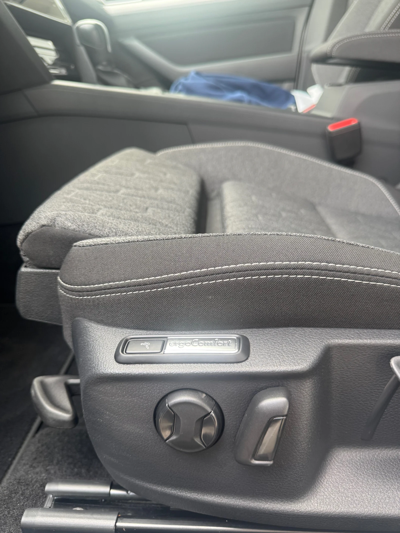 VW Passat B8.5, снимка 13 - Автомобили и джипове - 54082133