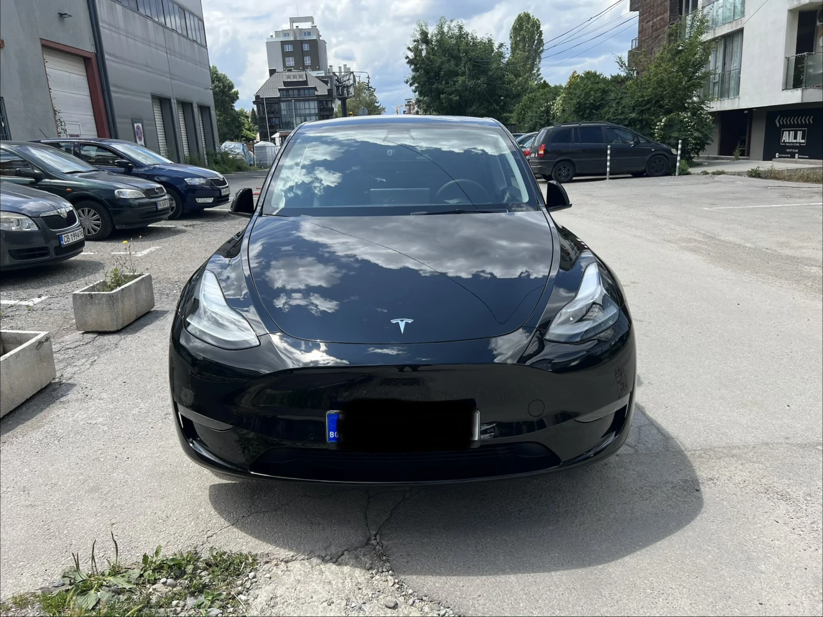 Tesla Model Y Performance Теглич UltraSonic EAP HomeLink