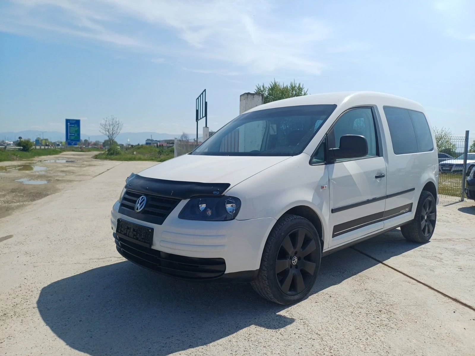 VW Caddy 1.9TDI 105к.с., снимка 5 - Автомобили и джипове - 54304564