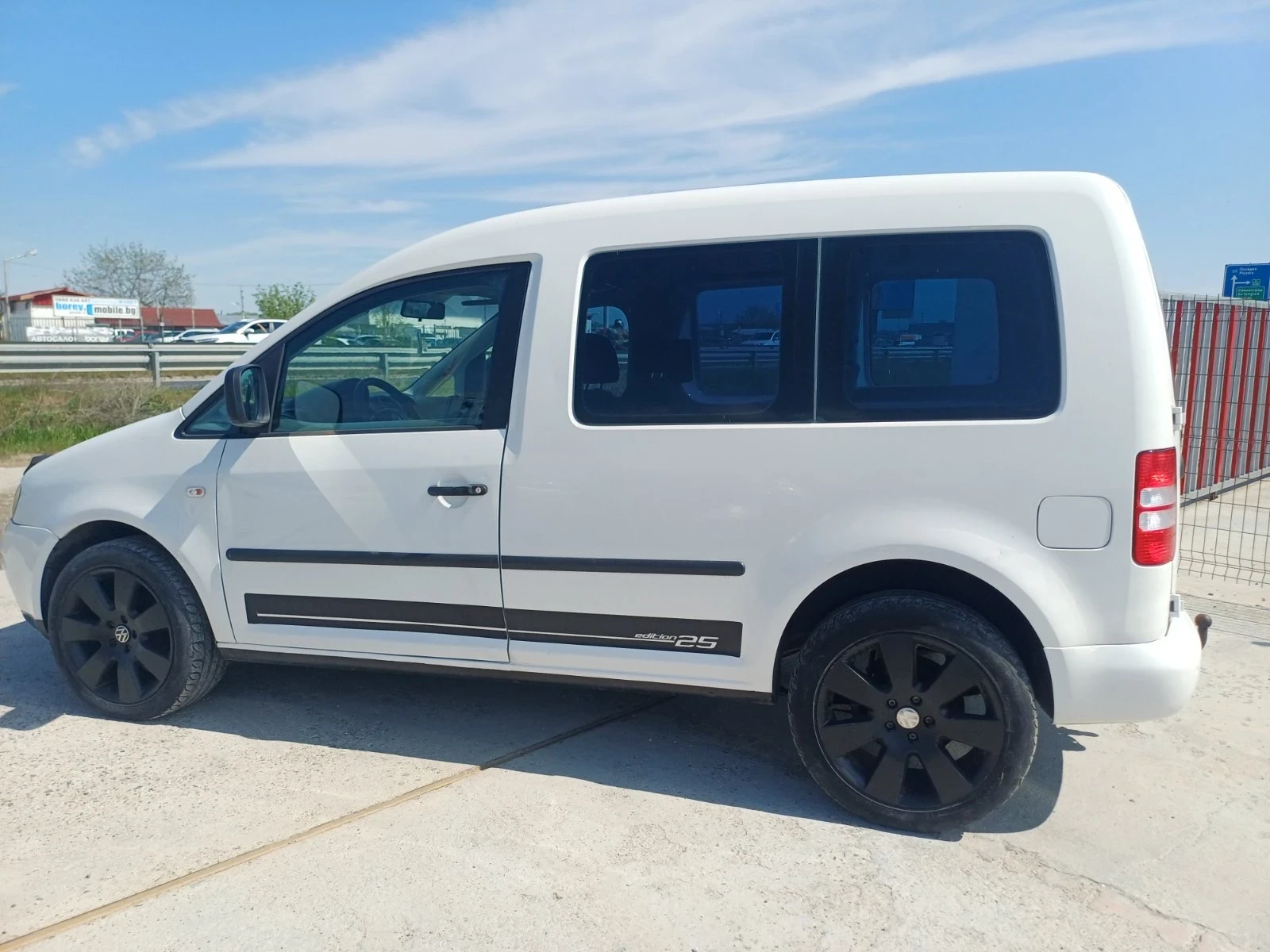 VW Caddy 1.9TDI 105к.с., снимка 7 - Автомобили и джипове - 54304564