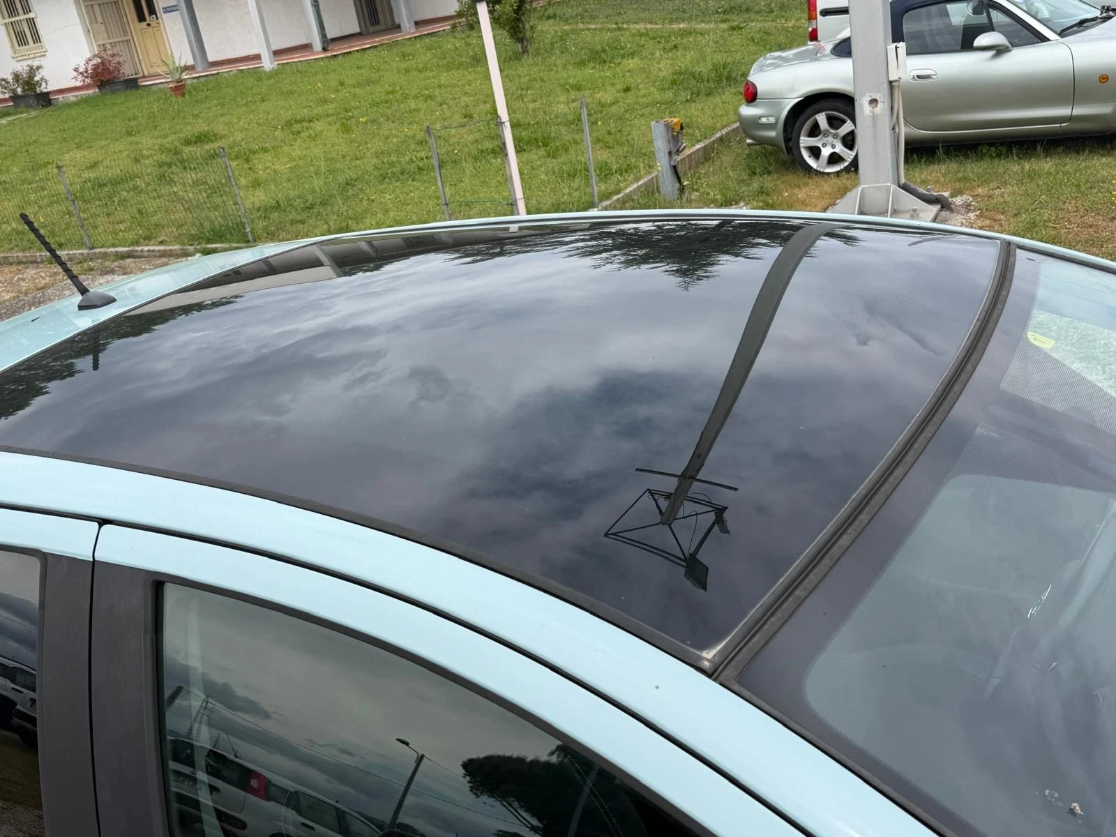 Toyota Yaris 126000км* ПАНОРАМА* КОЖА* LED* NAVI* КАМЕРА, снимка 16 - Автомобили и джипове - 54442771