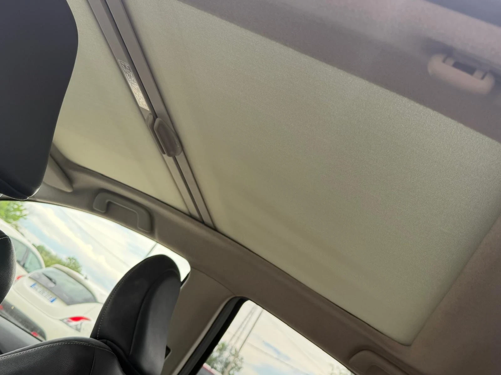 Toyota Yaris 126000км* ПАНОРАМА* КОЖА* LED* NAVI* КАМЕРА, снимка 13 - Автомобили и джипове - 54442771