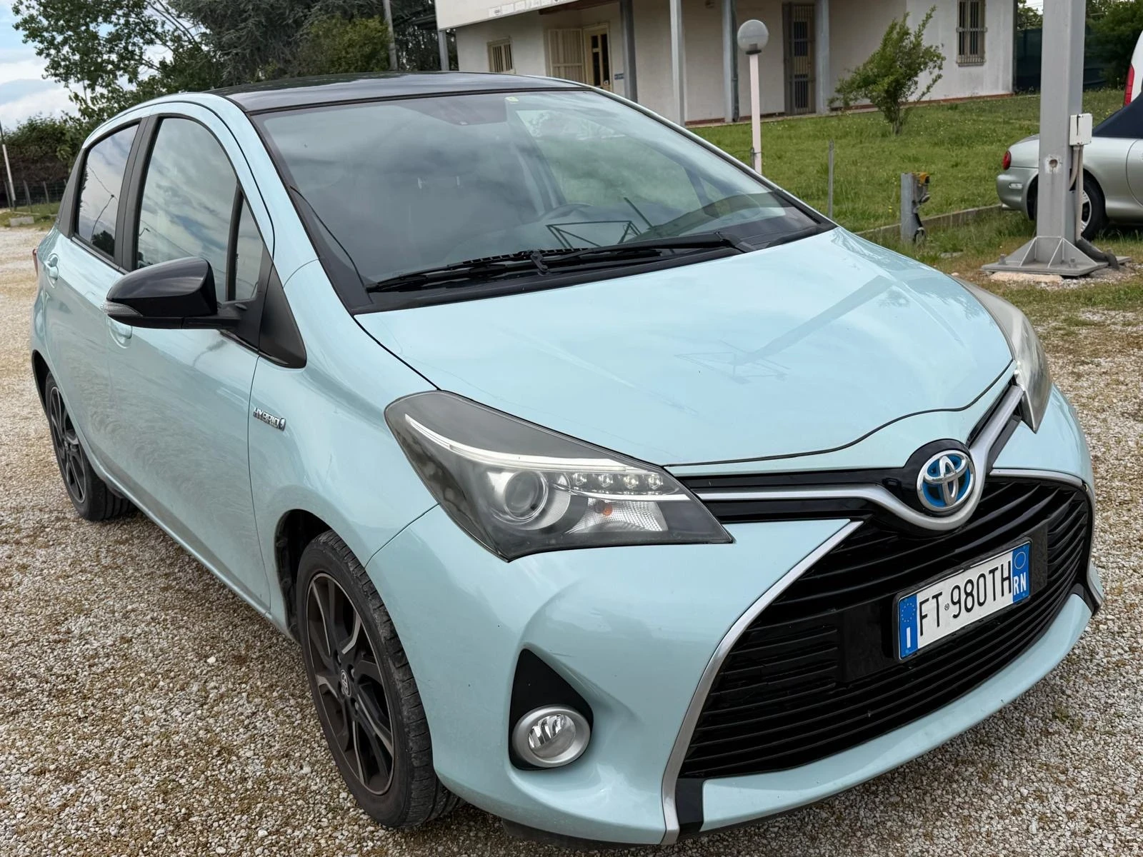 Toyota Yaris 126000км* ПАНОРАМА* КОЖА* LED* NAVI* КАМЕРА, снимка 17 - Автомобили и джипове - 54442771