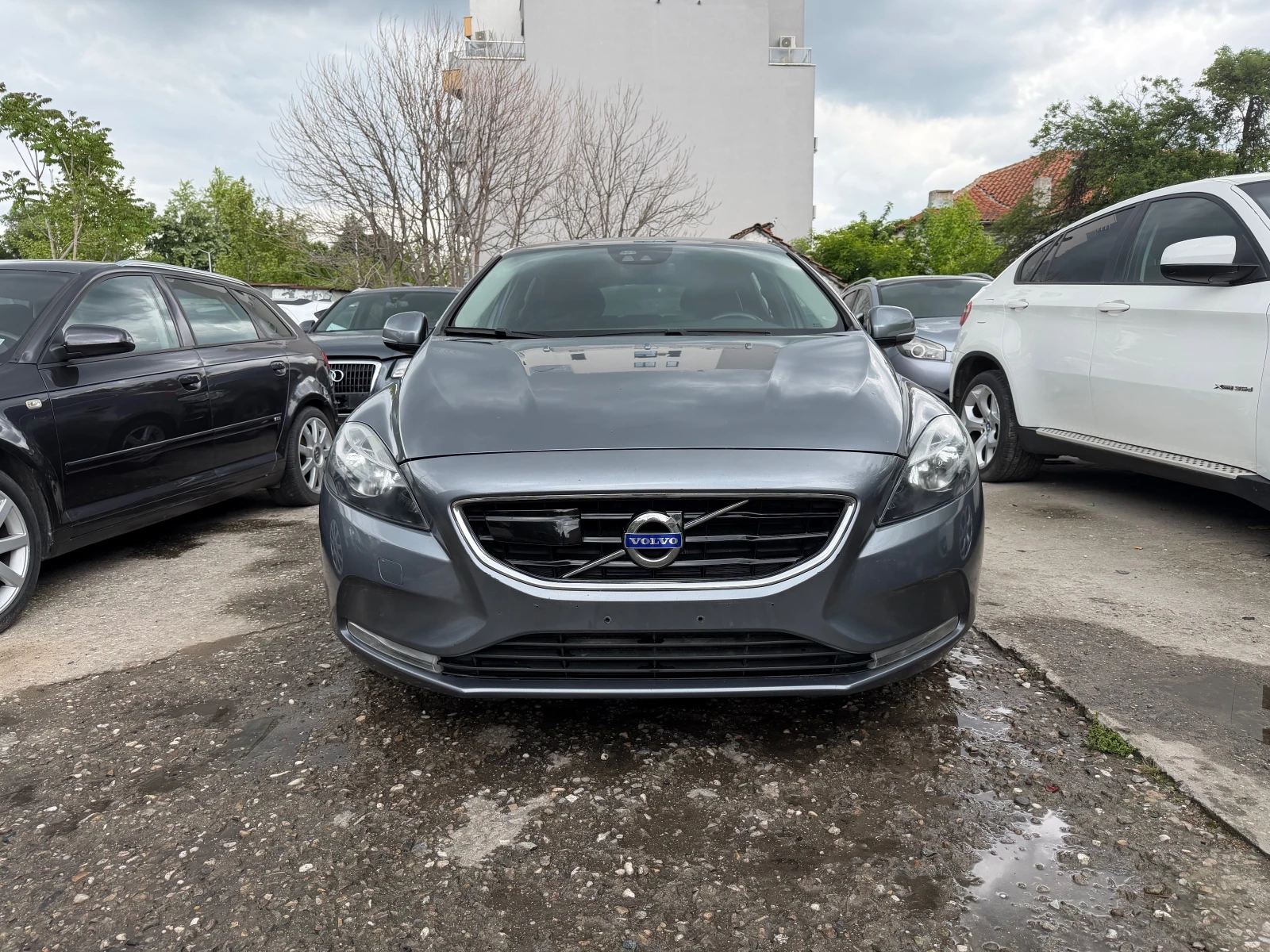 Volvo V40 2.0D4 190HP R-DIZZINE NOVA 2017G EURO6 , снимка 3 - Автомобили и джипове - 54484442