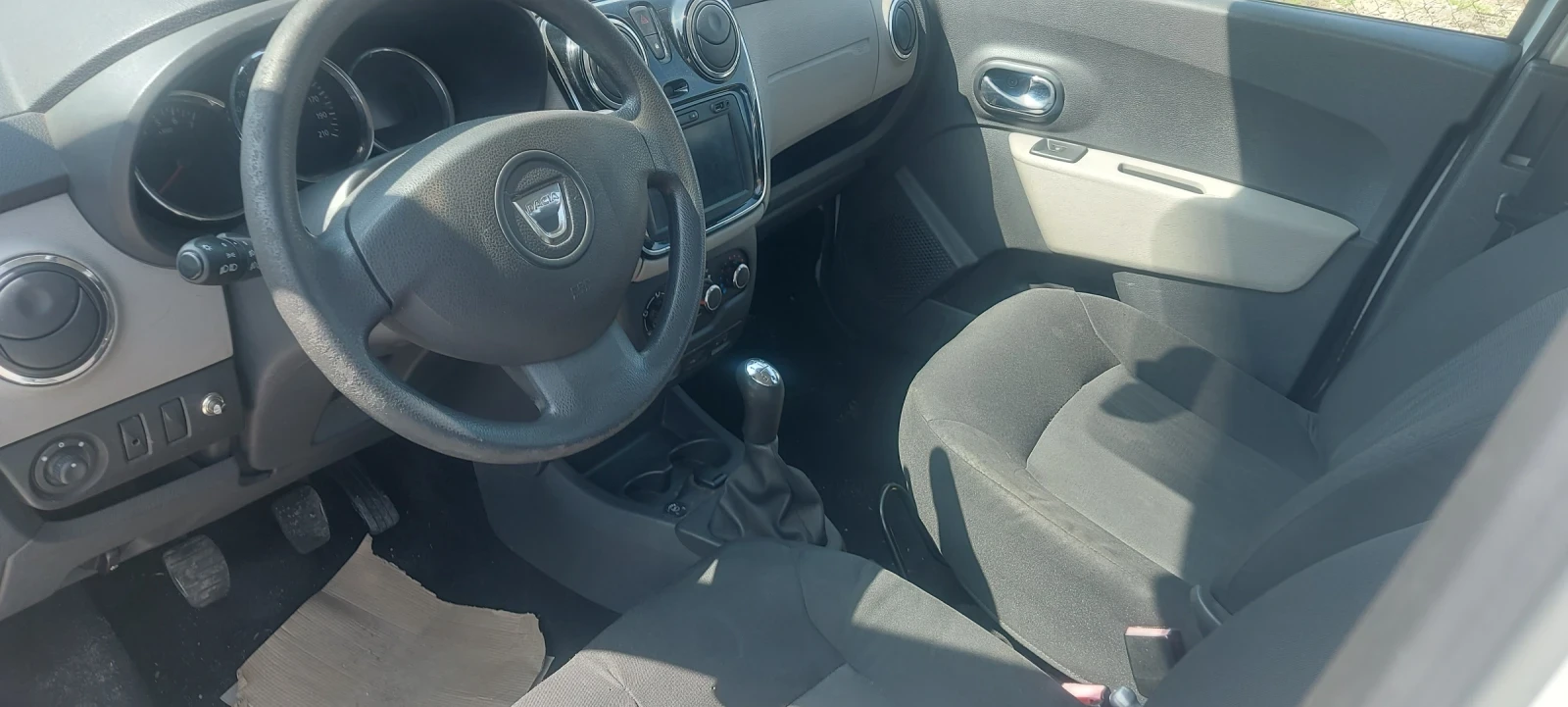 Dacia Dokker, снимка 8 - Автомобили и джипове - 54783691