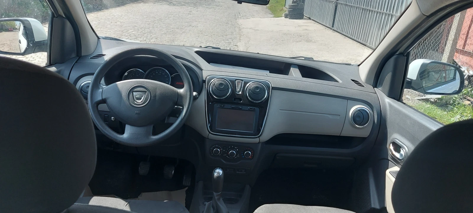 Dacia Dokker, снимка 17 - Автомобили и джипове - 54783691