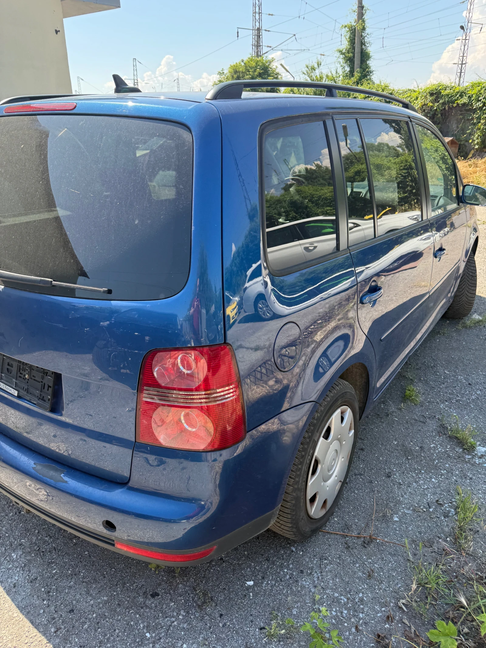 VW Touran 2.0 Метан, снимка 6 - Автомобили и джипове - 54830578