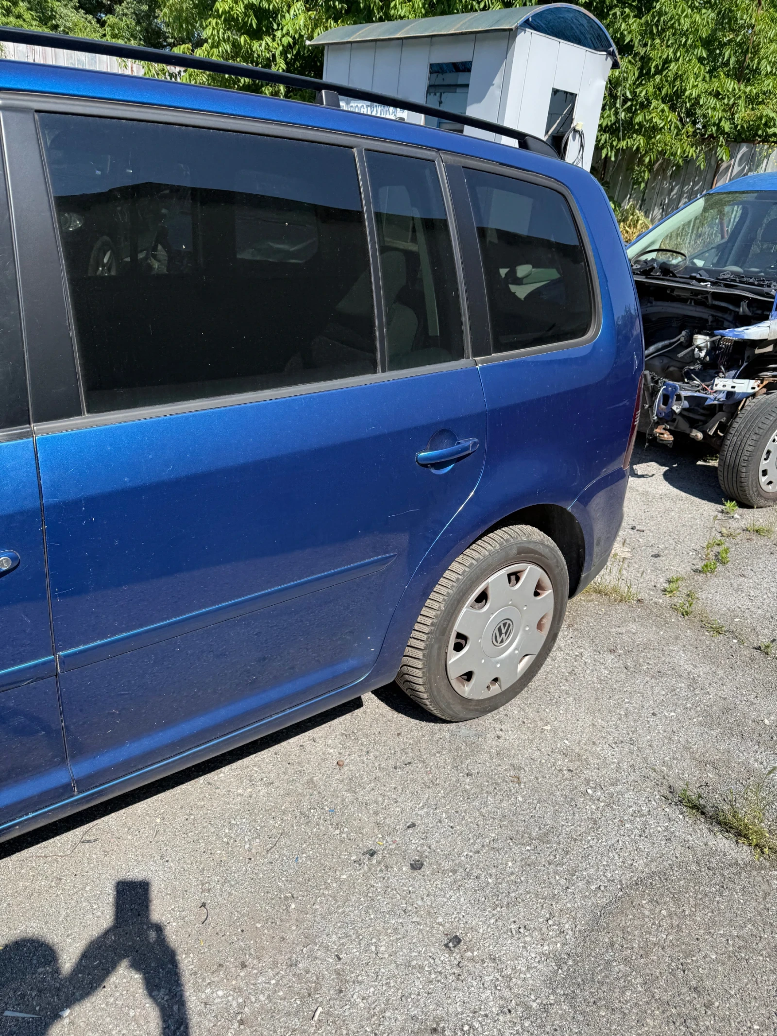 VW Touran 2.0 Метан, снимка 3 - Автомобили и джипове - 54830578