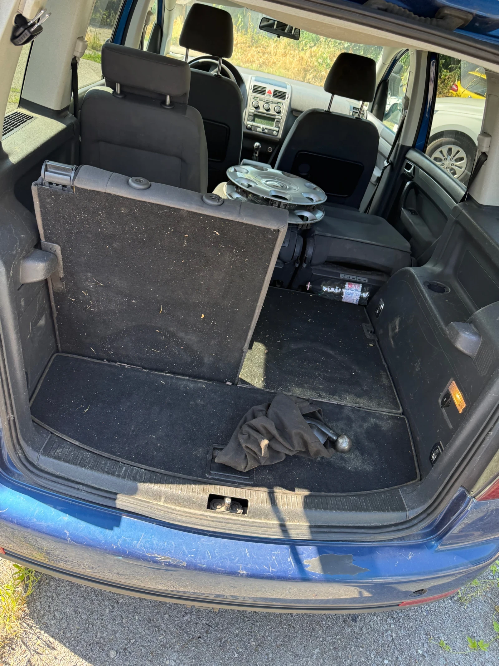 VW Touran 2.0 Метан, снимка 10 - Автомобили и джипове - 54830578