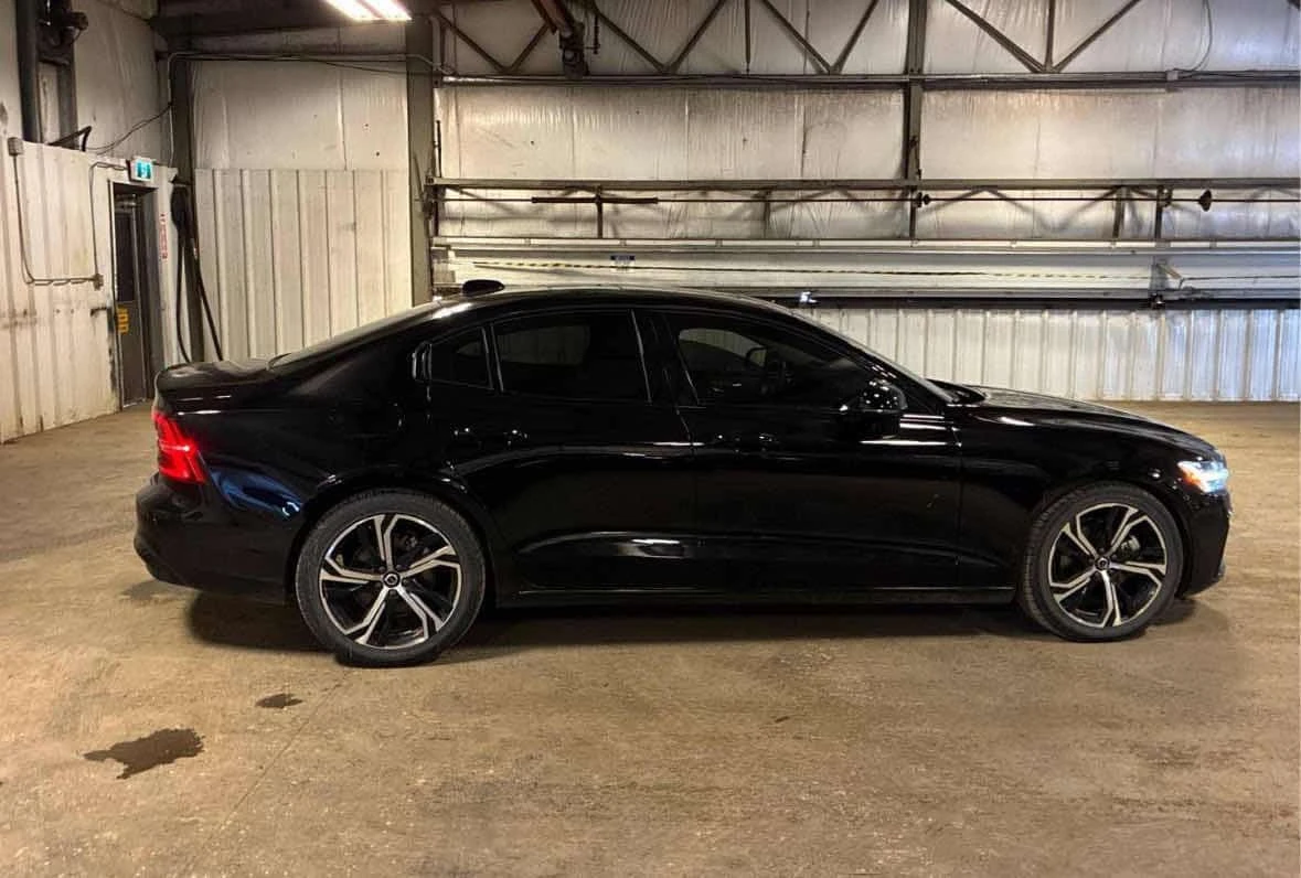 Volvo S60 Plus Dark Theme| 360CAM| PANO| ПАМЕТ| , снимка 6 - Автомобили и джипове - 54838941