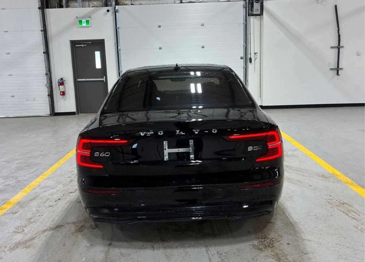 Volvo S60 Plus Dark Theme| 360CAM| PANO| ПАМЕТ| , снимка 7 - Автомобили и джипове - 54838941