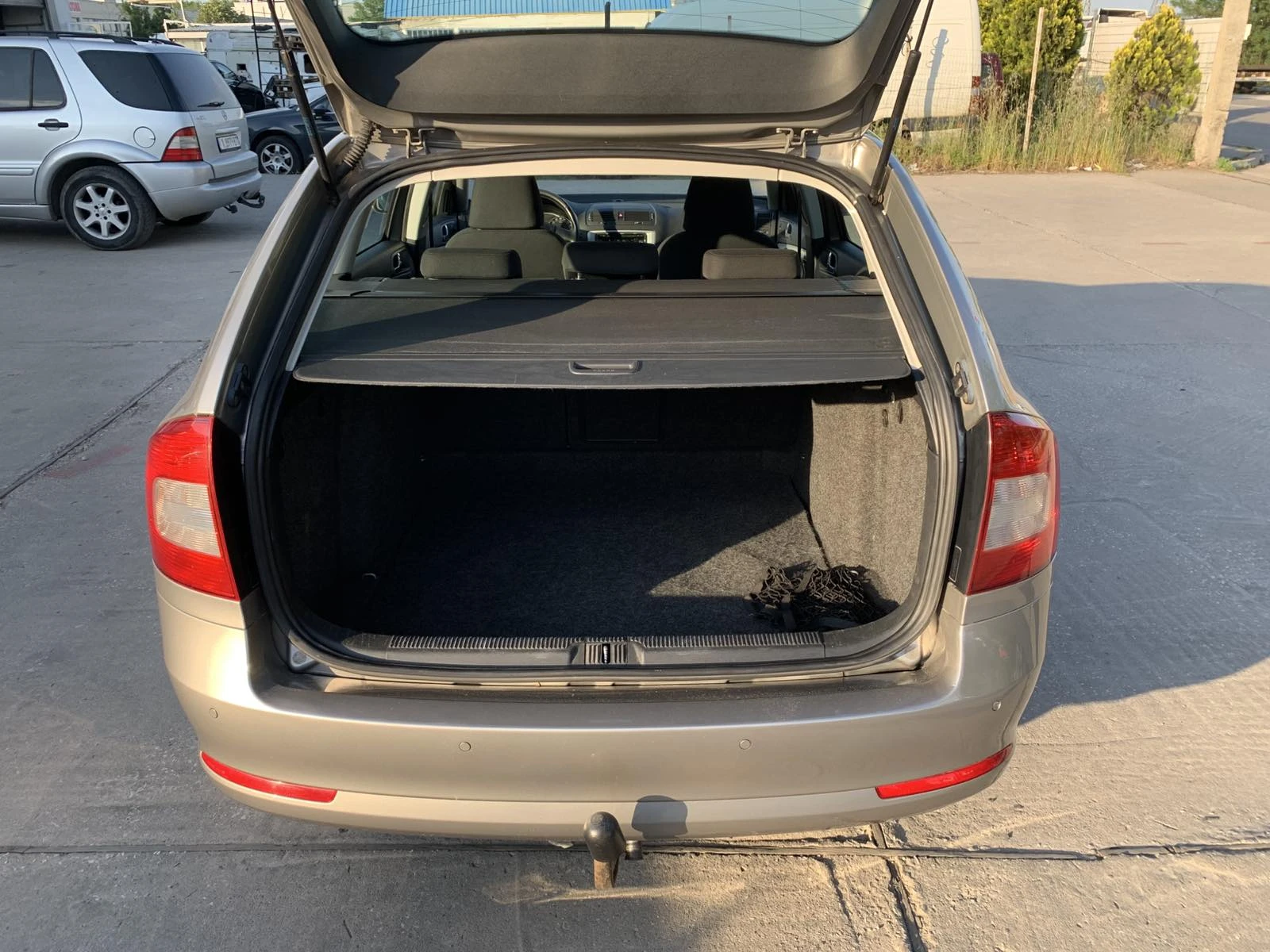 Skoda Octavia 1.6 TDI 105 k.c., снимка 11 - Автомобили и джипове - 54842739