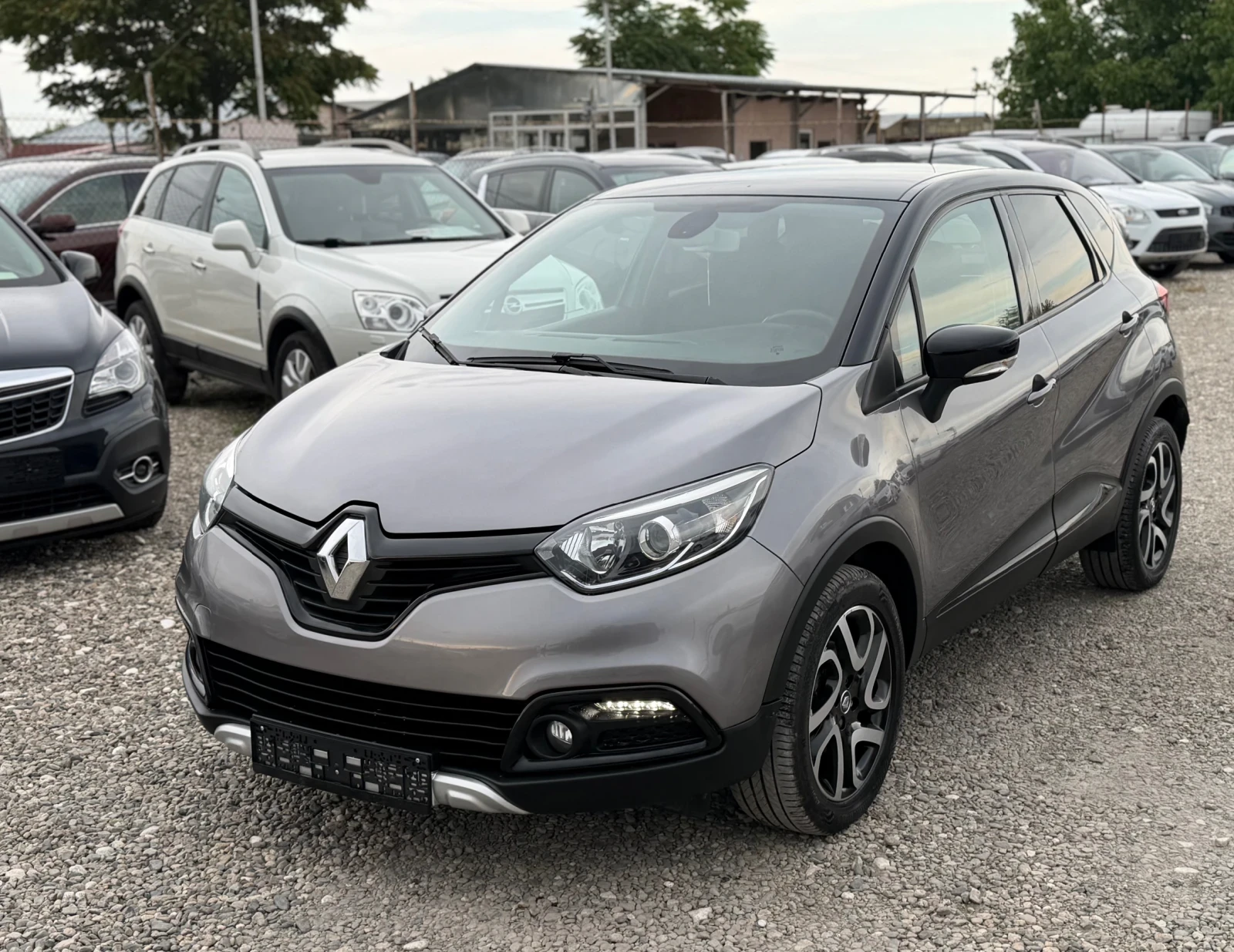 Renault Captur 1.5 DCi R-Link * АВТОМАТ * 