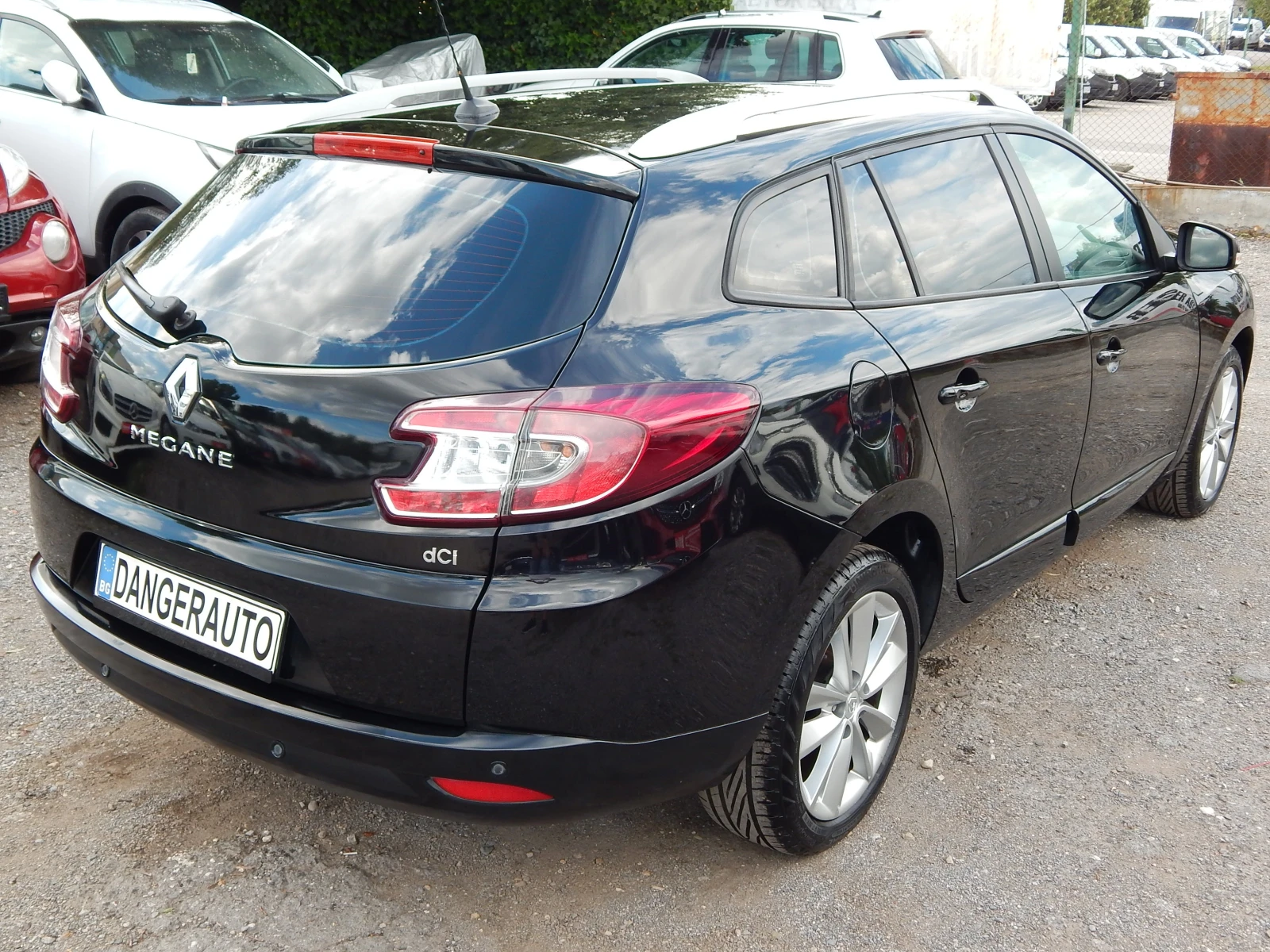 Renault Megane 1.5DCI* 177000km* , снимка 4 - Автомобили и джипове - 55278100