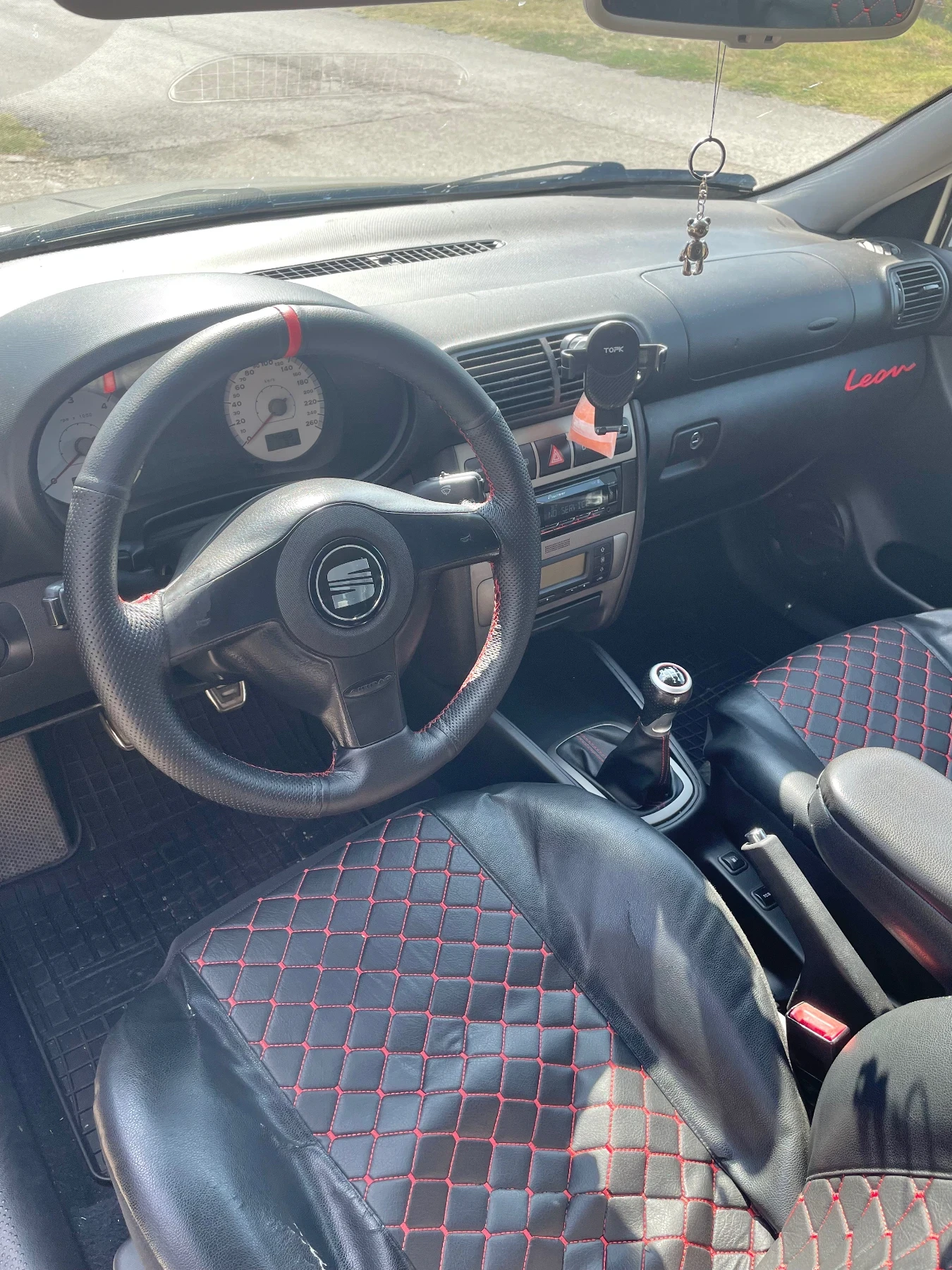 Seat Leon 1.9 TDI ARL, снимка 8 - Автомобили и джипове - 55849181