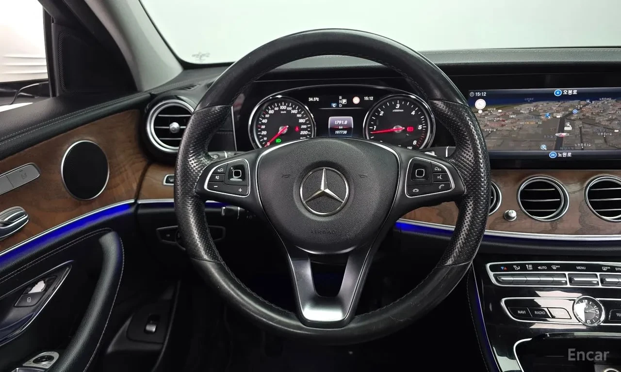 Mercedes-Benz E 220 * E220d Exclusive * ЦЕНА ДО БГ, снимка 11 - Автомобили и джипове - 55901090