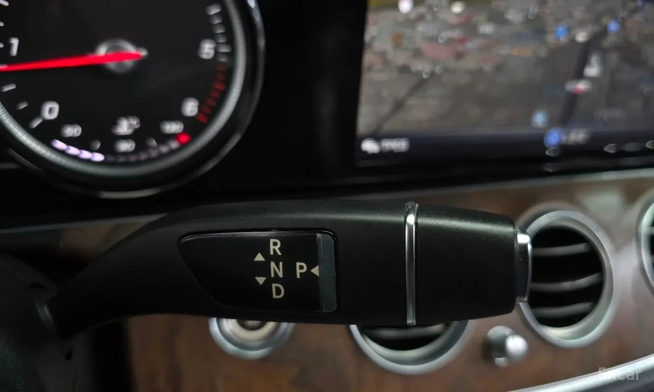 Mercedes-Benz E 220 * E220d Exclusive * ЦЕНА ДО БГ, снимка 8 - Автомобили и джипове - 55901090