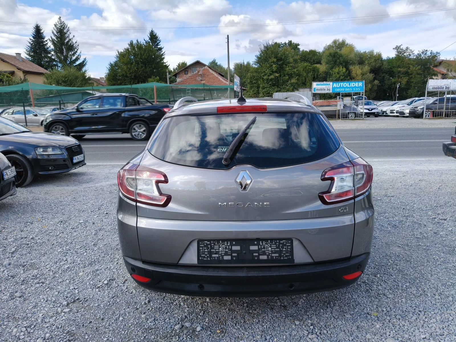 Renault Megane 1.5 dCi NAVI, снимка 6 - Автомобили и джипове - 56275397