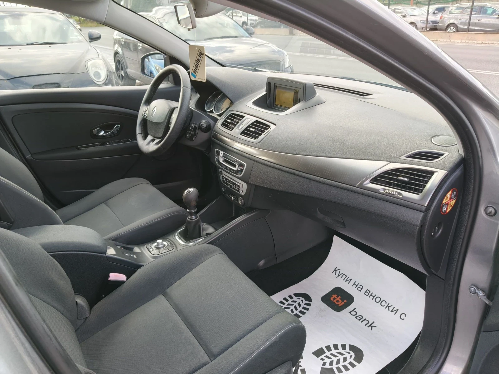 Renault Megane 1.5 dCi NAVI, снимка 11 - Автомобили и джипове - 56275397