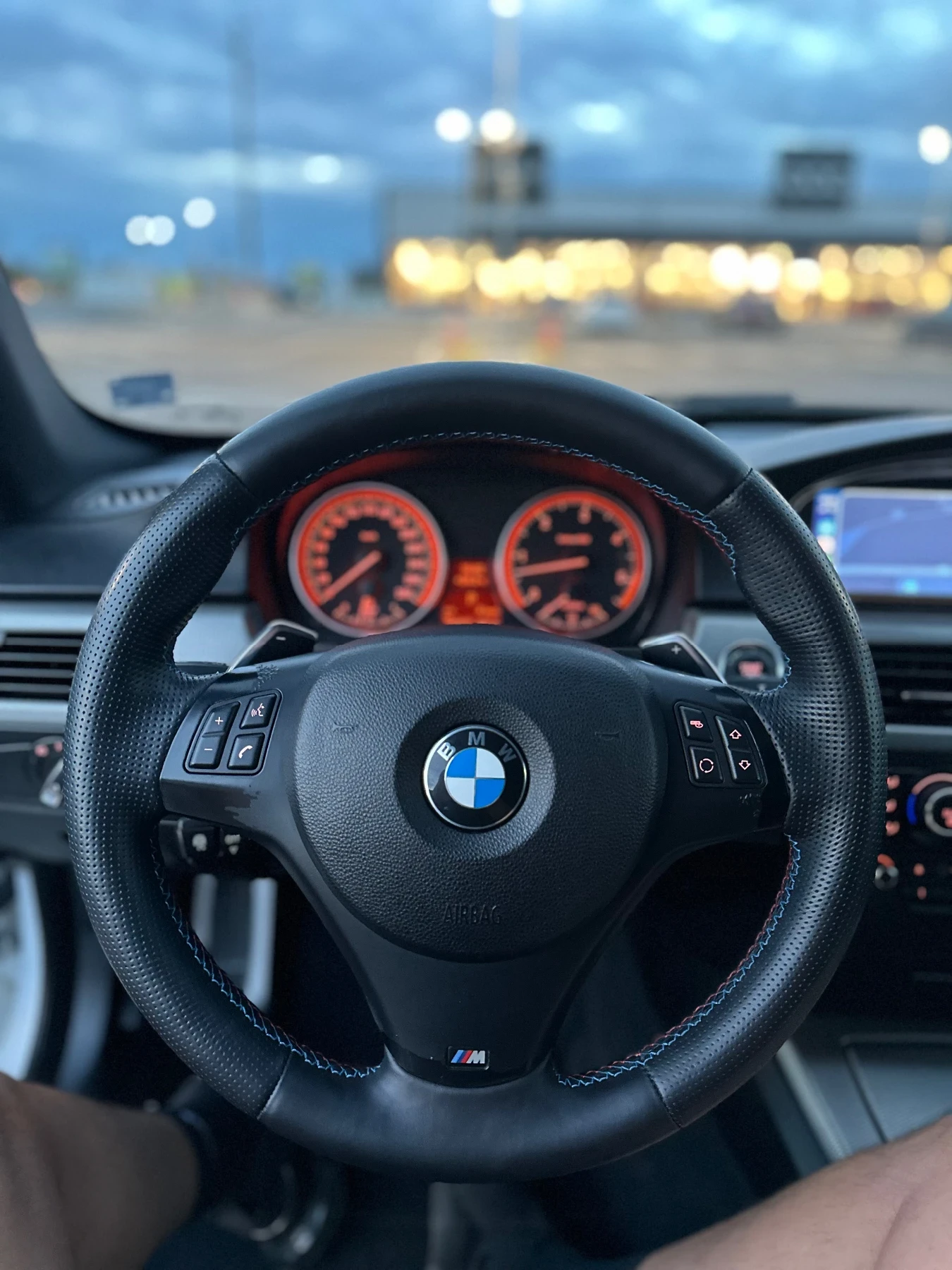 BMW 335, снимка 15 - Автомобили и джипове - 56416440