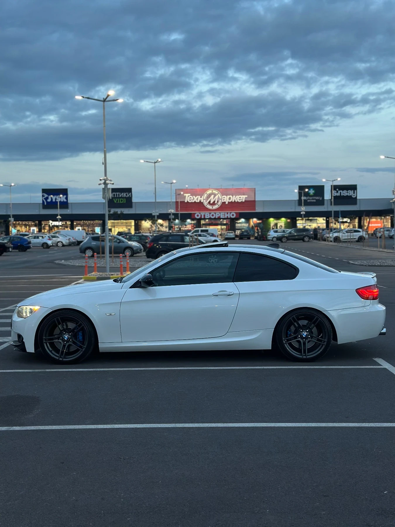 BMW 335, снимка 4 - Автомобили и джипове - 56416440