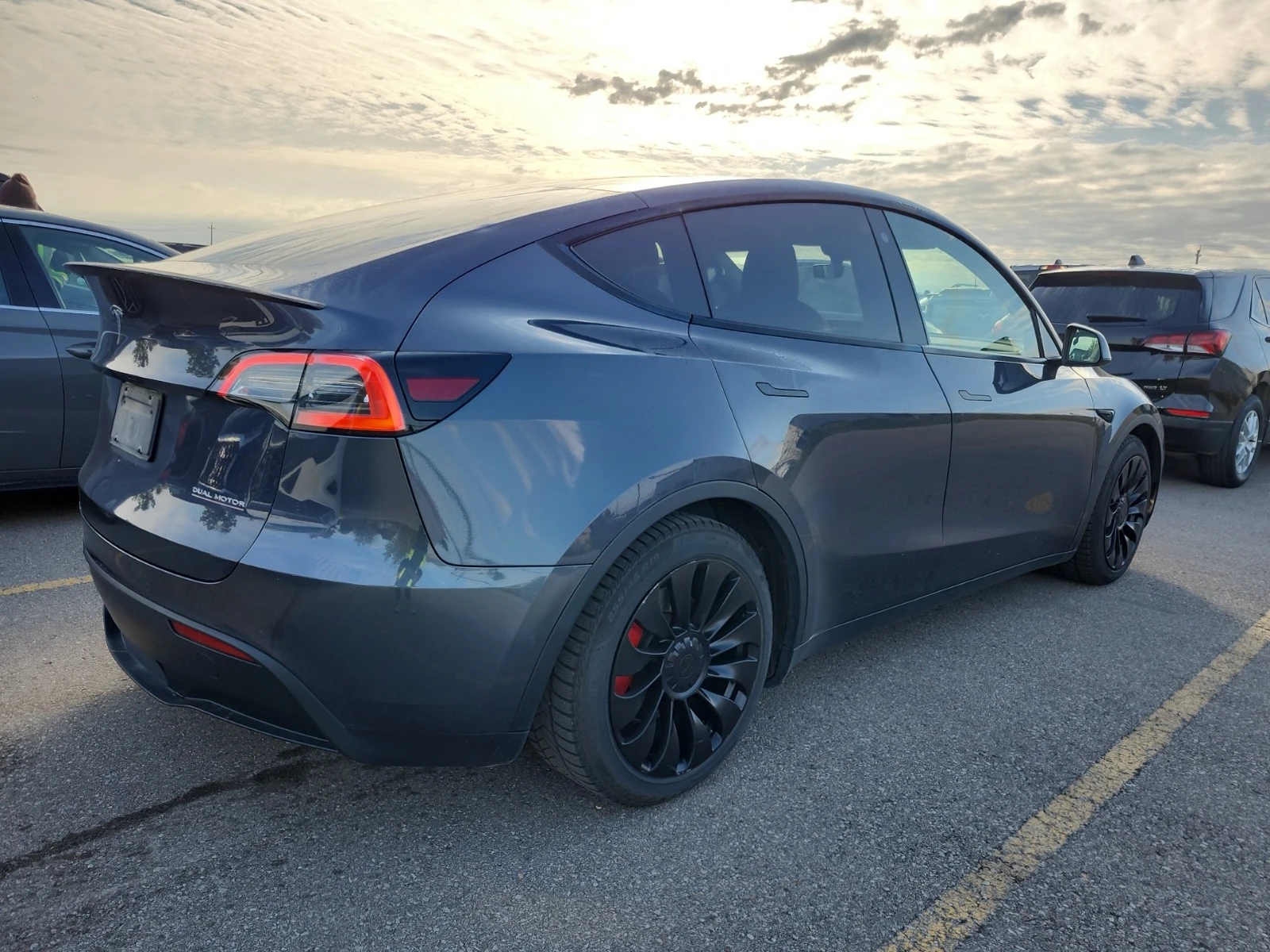Tesla Model Y Performance, АВТОКРЕДИТ, снимка 3 - Автомобили и джипове - 56432415
