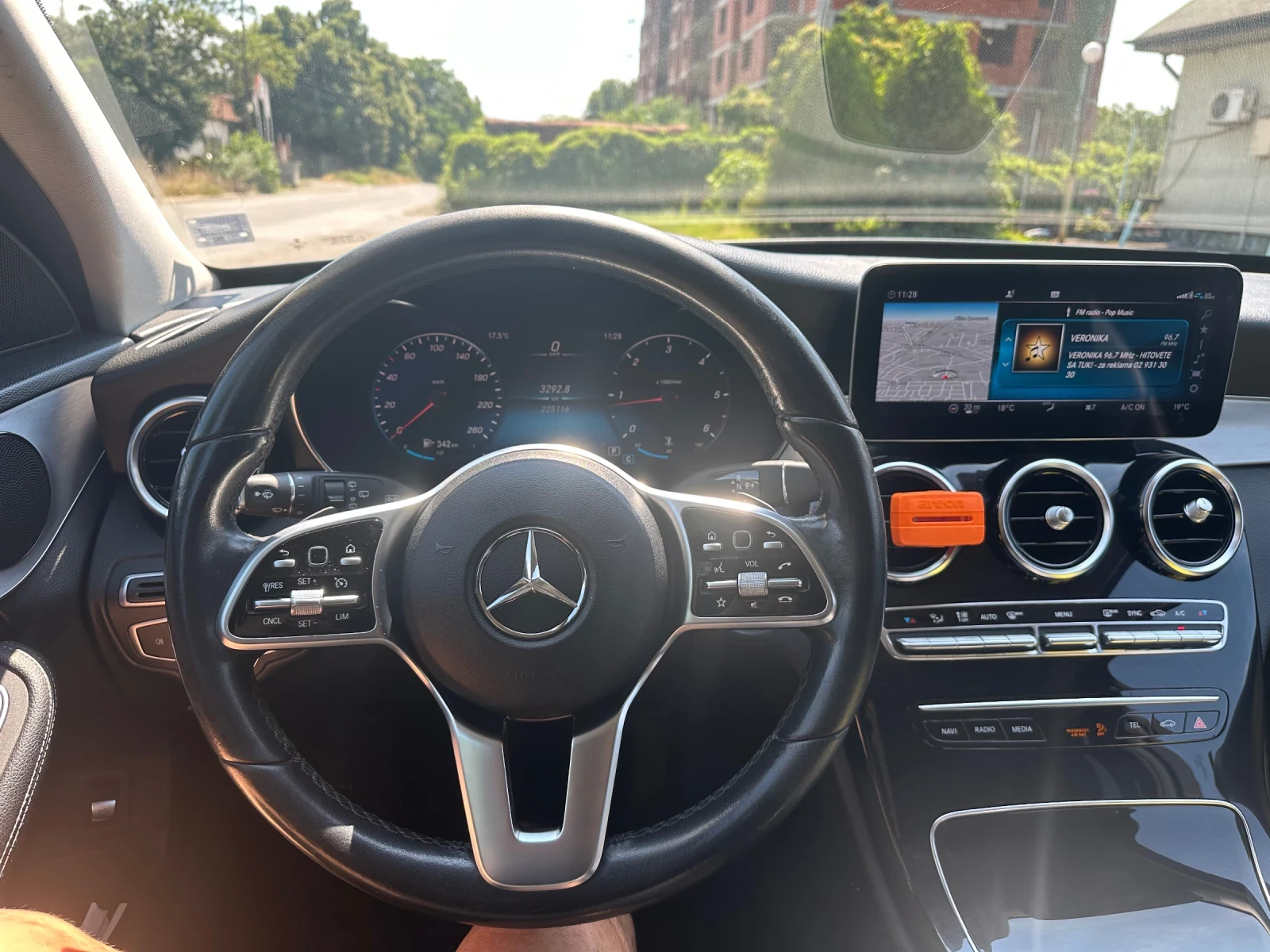 Mercedes-Benz C 220, снимка 9 - Автомобили и джипове - 56539985