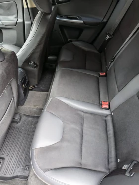 Volvo XC60 2.4D DRIVe Momentum Drive, снимка 14