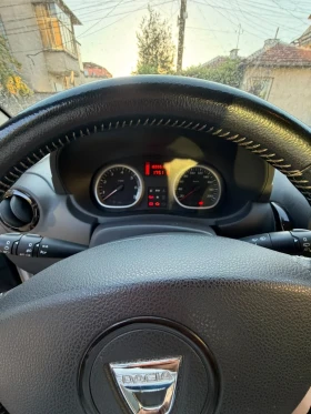 Dacia Duster 1.5 dci Prestige 4x2, снимка 15