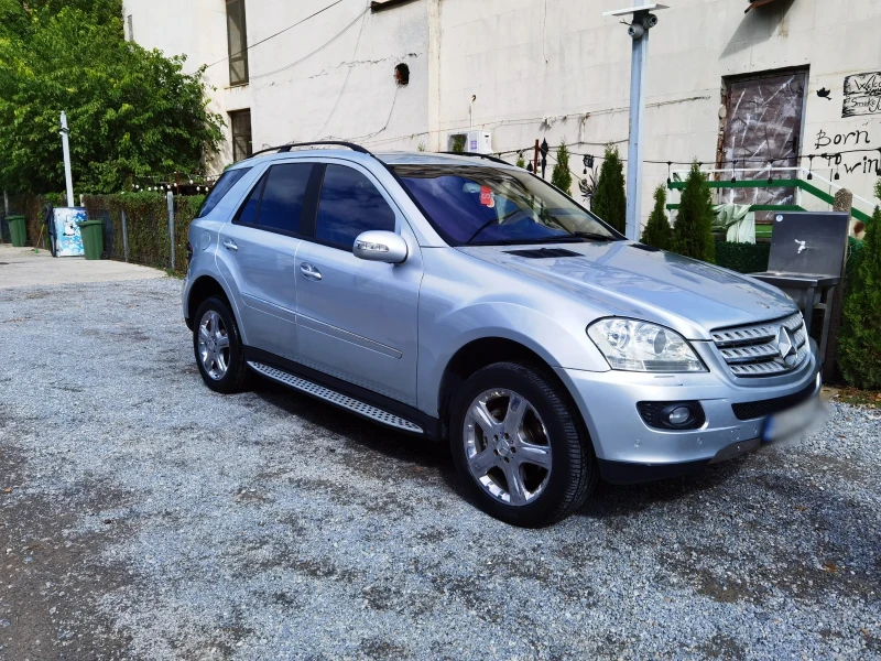 Mercedes-Benz ML 320, снимка 2 - Автомобили и джипове - 47535097