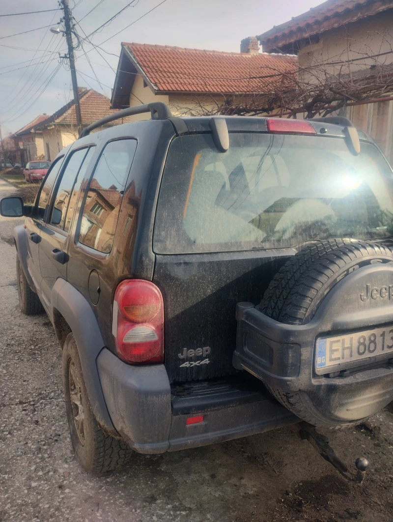 Jeep Cherokee, снимка 1 - Автомобили и джипове - 48415245