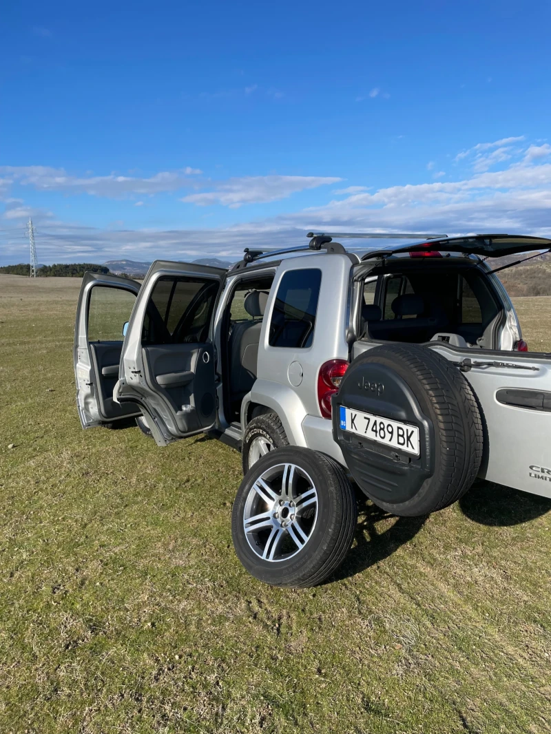 Jeep Cherokee, снимка 14 - Автомобили и джипове - 48591562