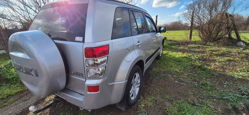 Suzuki Grand vitara, снимка 5 - Автомобили и джипове - 48630294