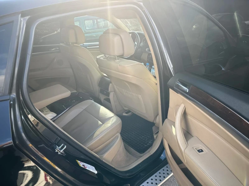 BMW X6, снимка 2 - Автомобили и джипове - 52543003