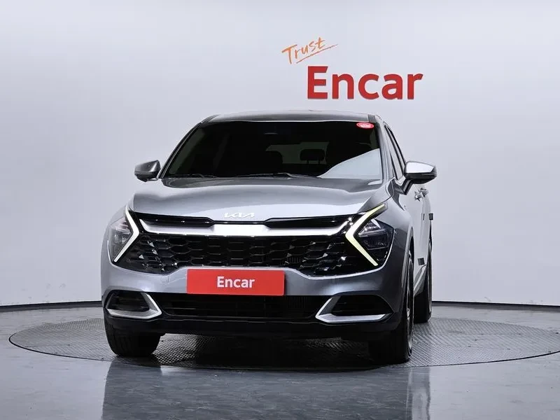 Kia Sportage 2.0 CRDi 4WD, снимка 3 - Автомобили и джипове - 54276460