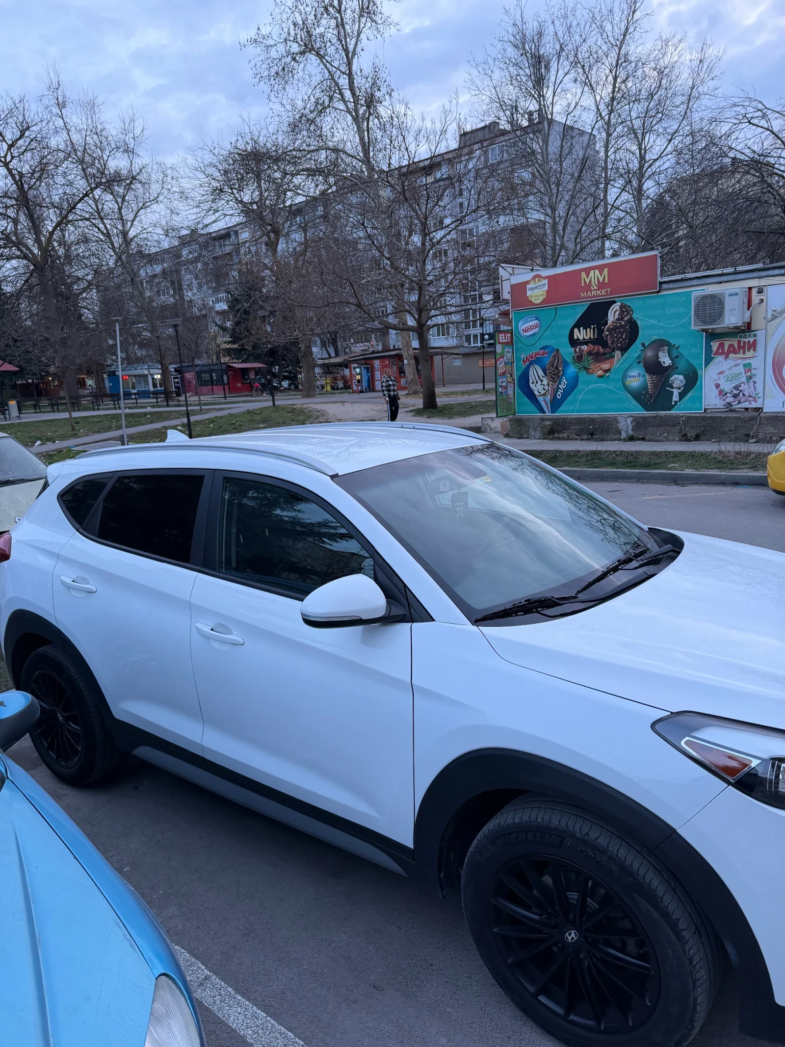 Hyundai Tucson, снимка 4 - Автомобили и джипове - 53904697