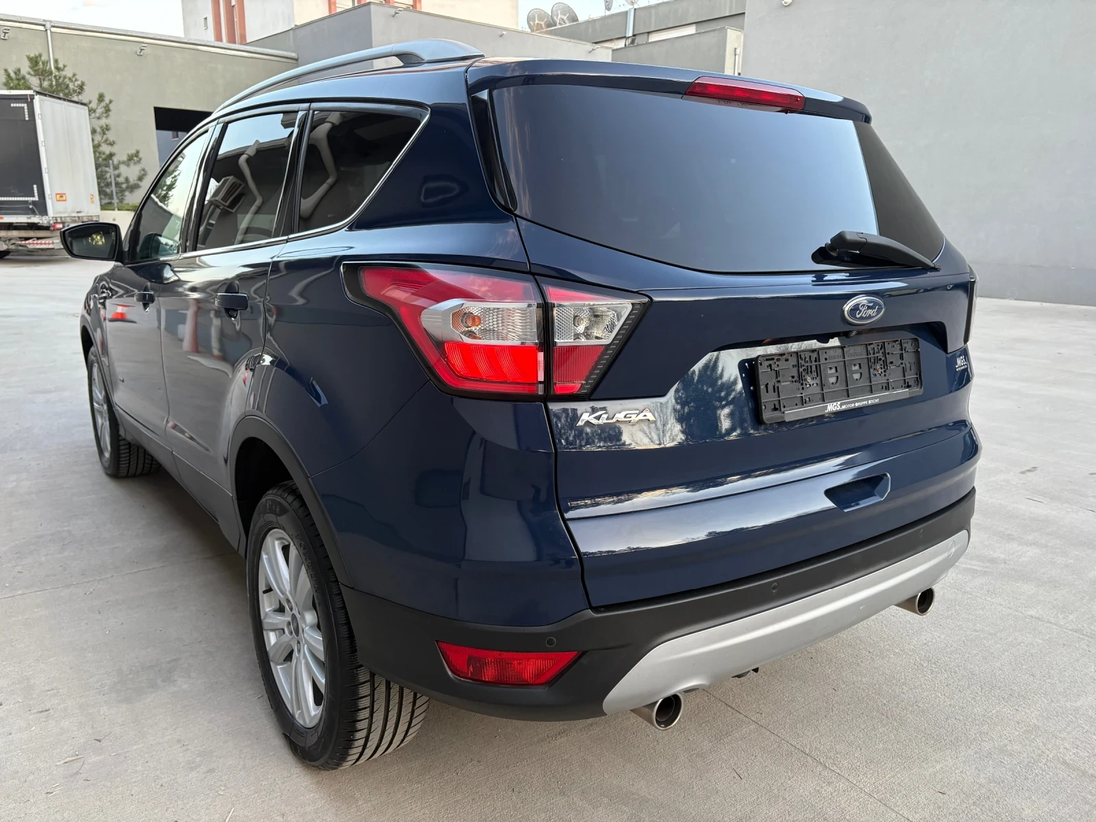 Ford Kuga 2.0 diesel 180hp Automatic, снимка 5 - Автомобили и джипове - 54129048