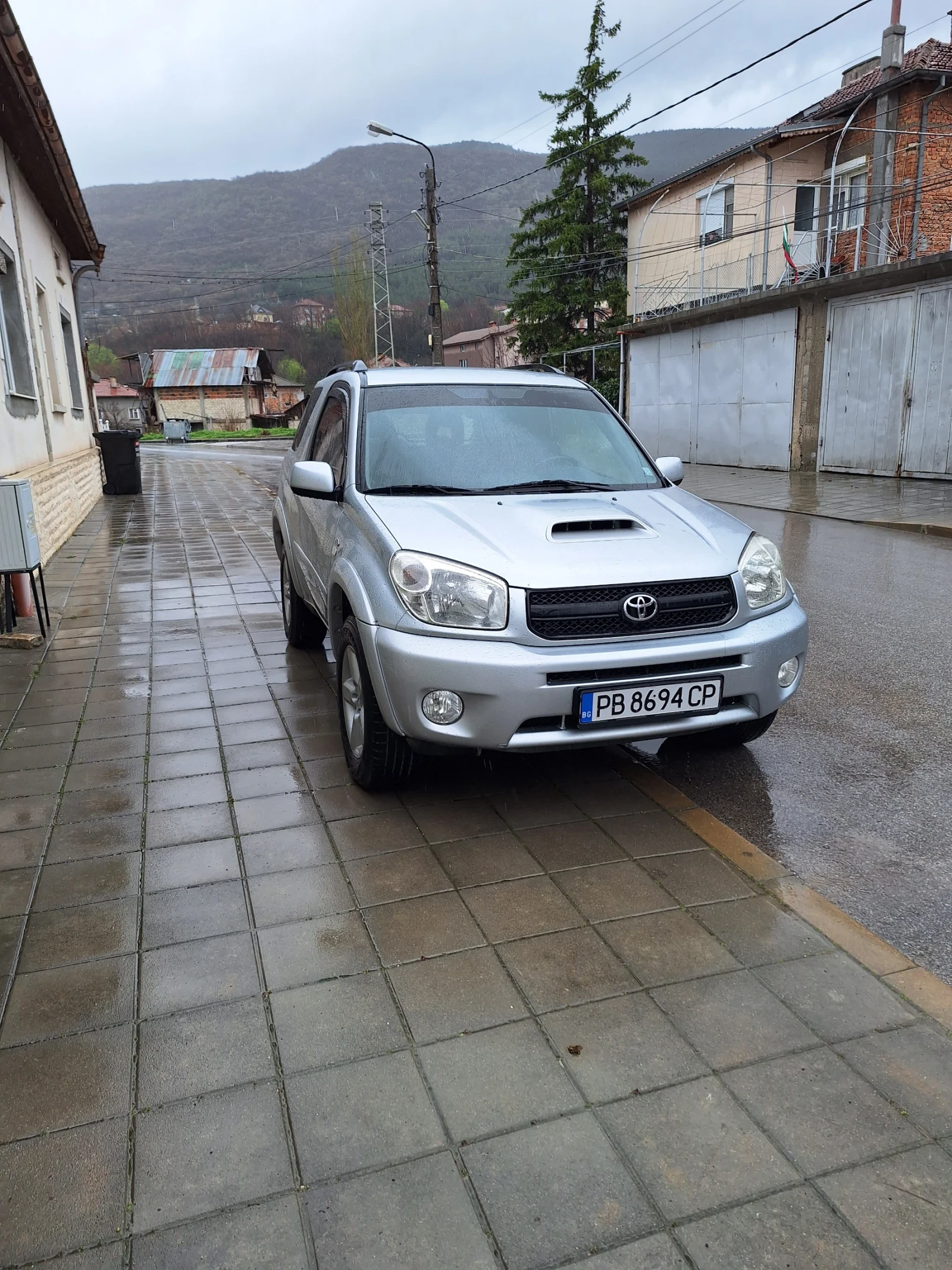 Toyota Rav4, снимка 10 - Автомобили и джипове - 54174050