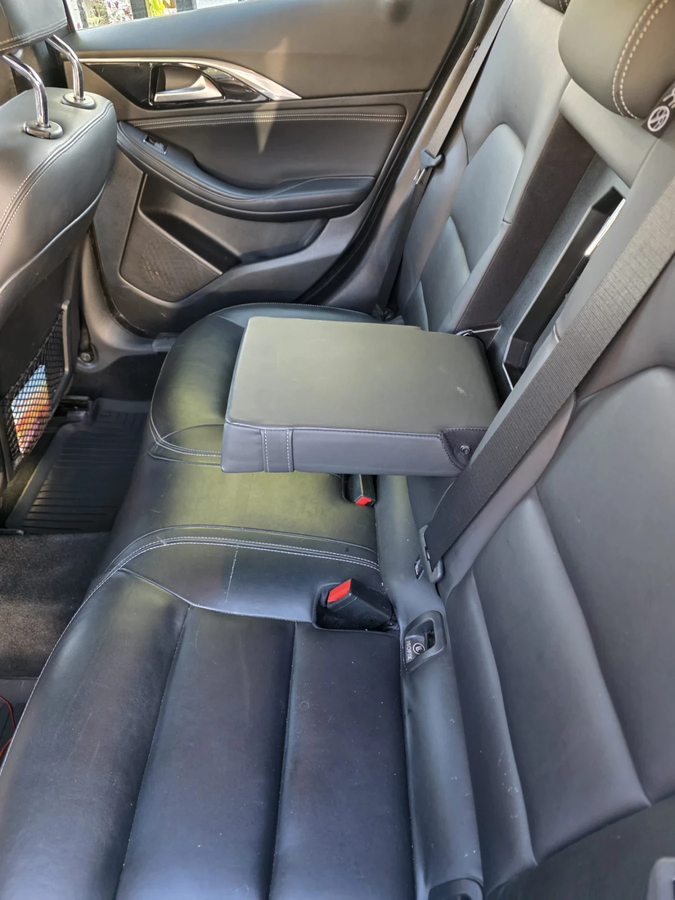 Infiniti Q30 Premium Tech, снимка 9 - Автомобили и джипове - 54286655