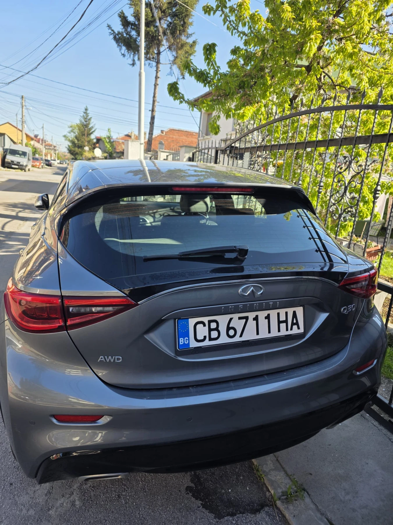 Infiniti Q30 Premium Tech, снимка 3 - Автомобили и джипове - 54286655