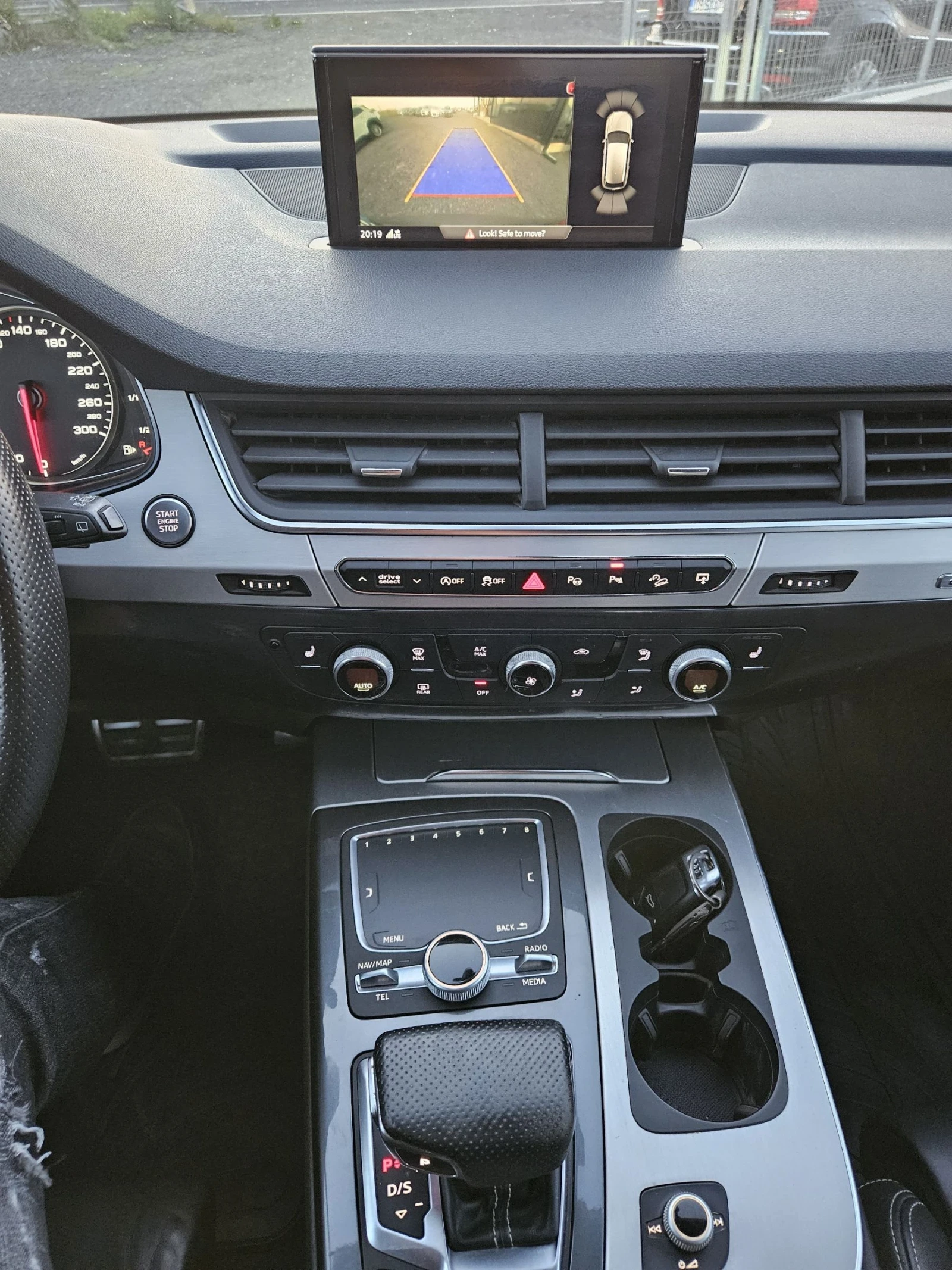 Audi Q7 3.0 TDI MATRIX S-LINE, снимка 16 - Автомобили и джипове - 54295571