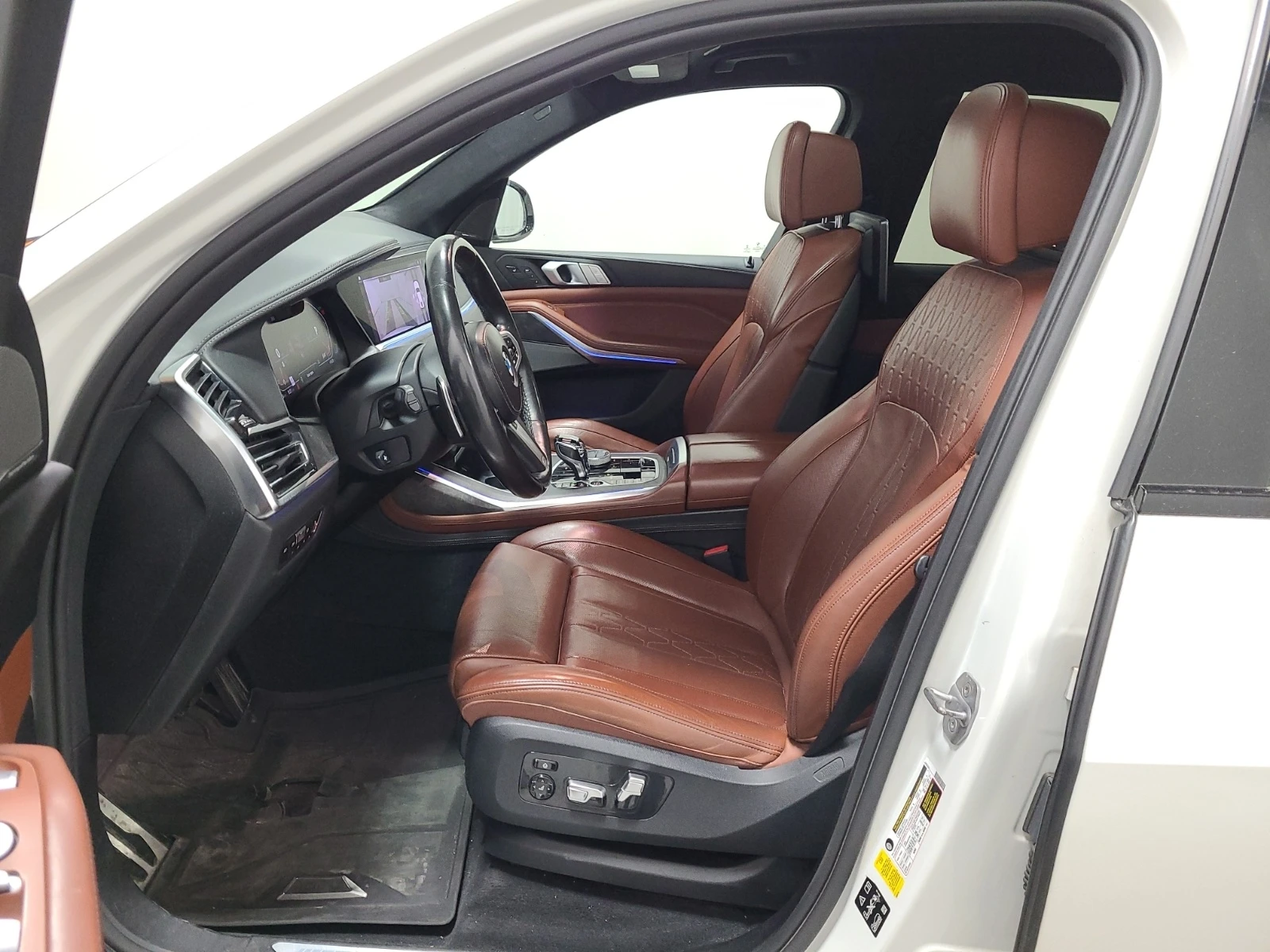 BMW X7 40I * HEAD UP * ОБДУХВАНЕ * TV * М ПАКЕТ * CARFAX, снимка 5 - Автомобили и джипове - 54629058