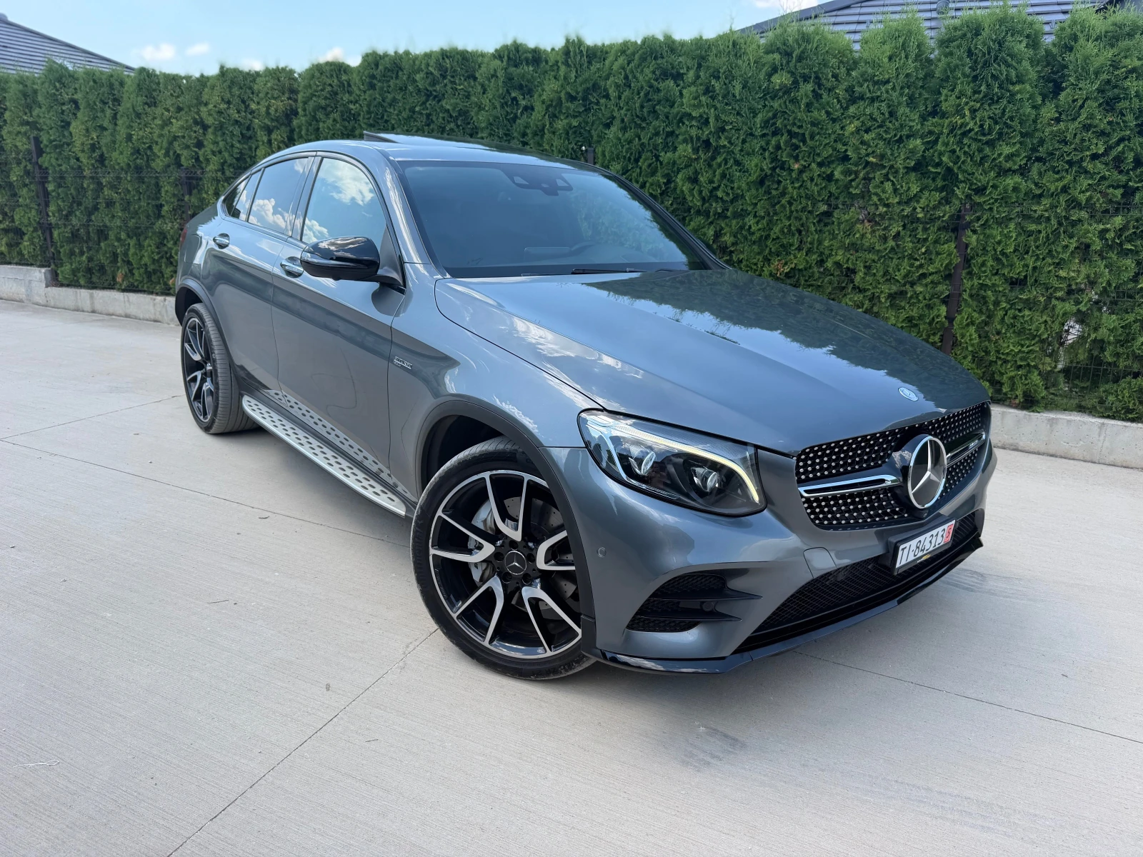 Mercedes-Benz GLC 43 AMG COUPE / HEAD UP / BURMESTER