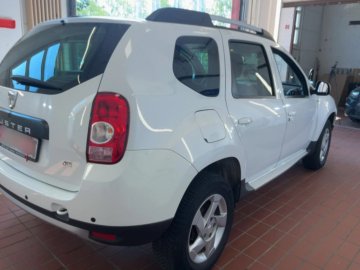 Dacia Duster 1.5 dci Prestige 4x2, снимка 4 - Автомобили и джипове - 55994875