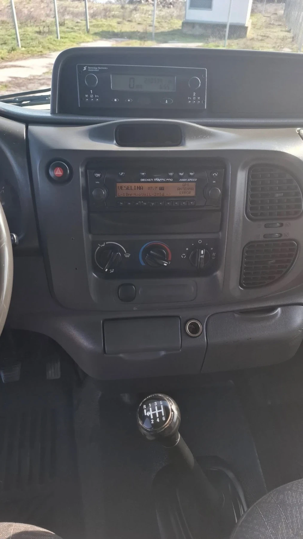 Ford Transit 2.4 - изображение 5