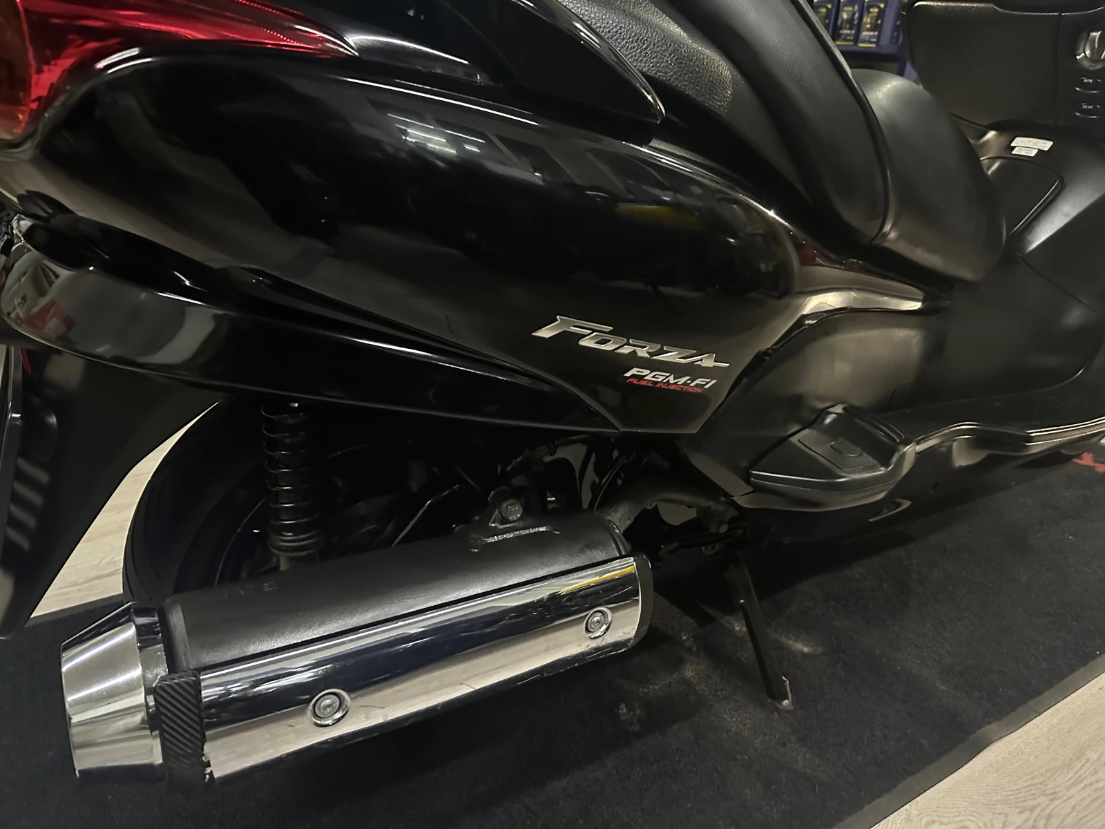 Honda Forza 250i 06.2005. | Mobile.bg   13