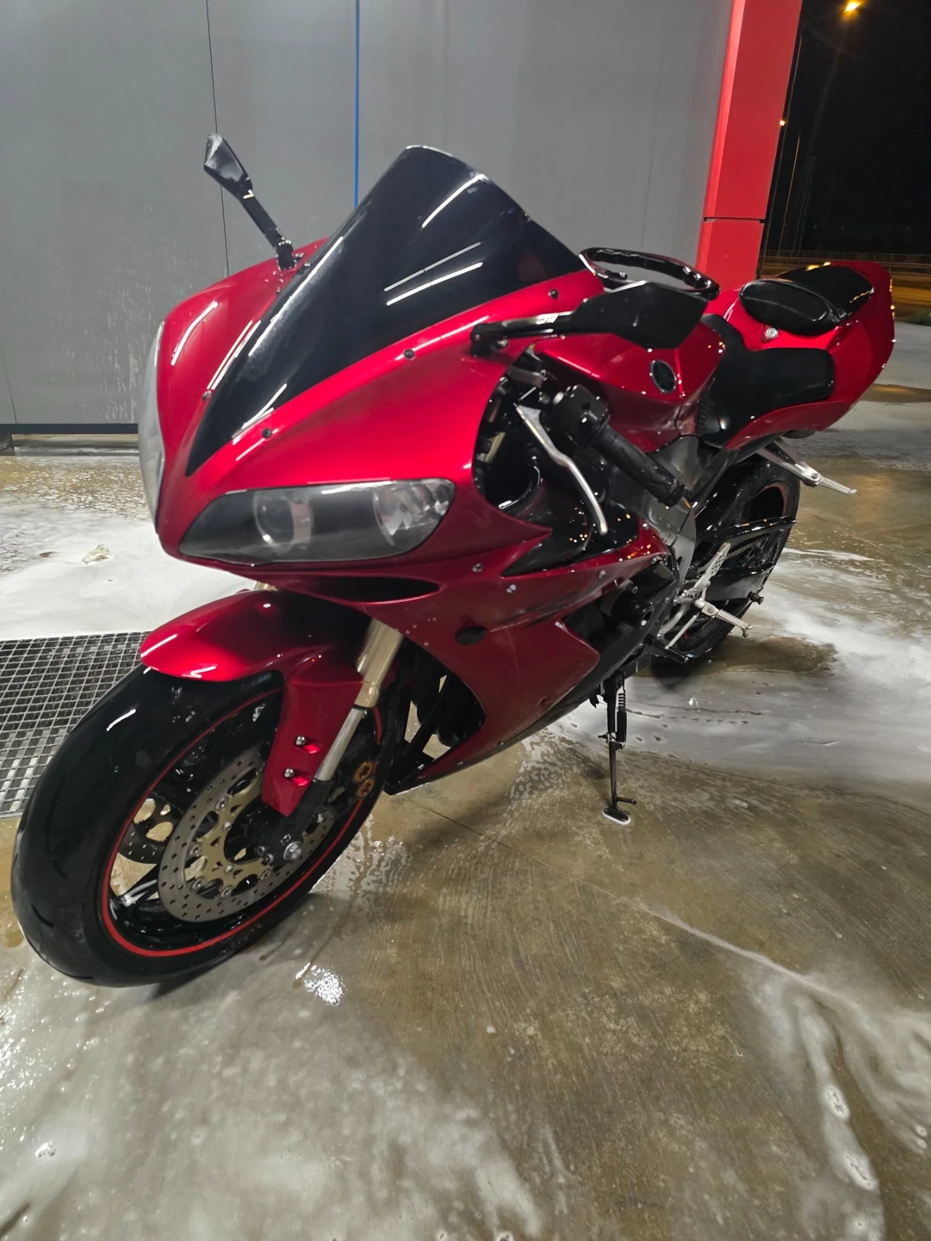 Yamaha YZF-R1