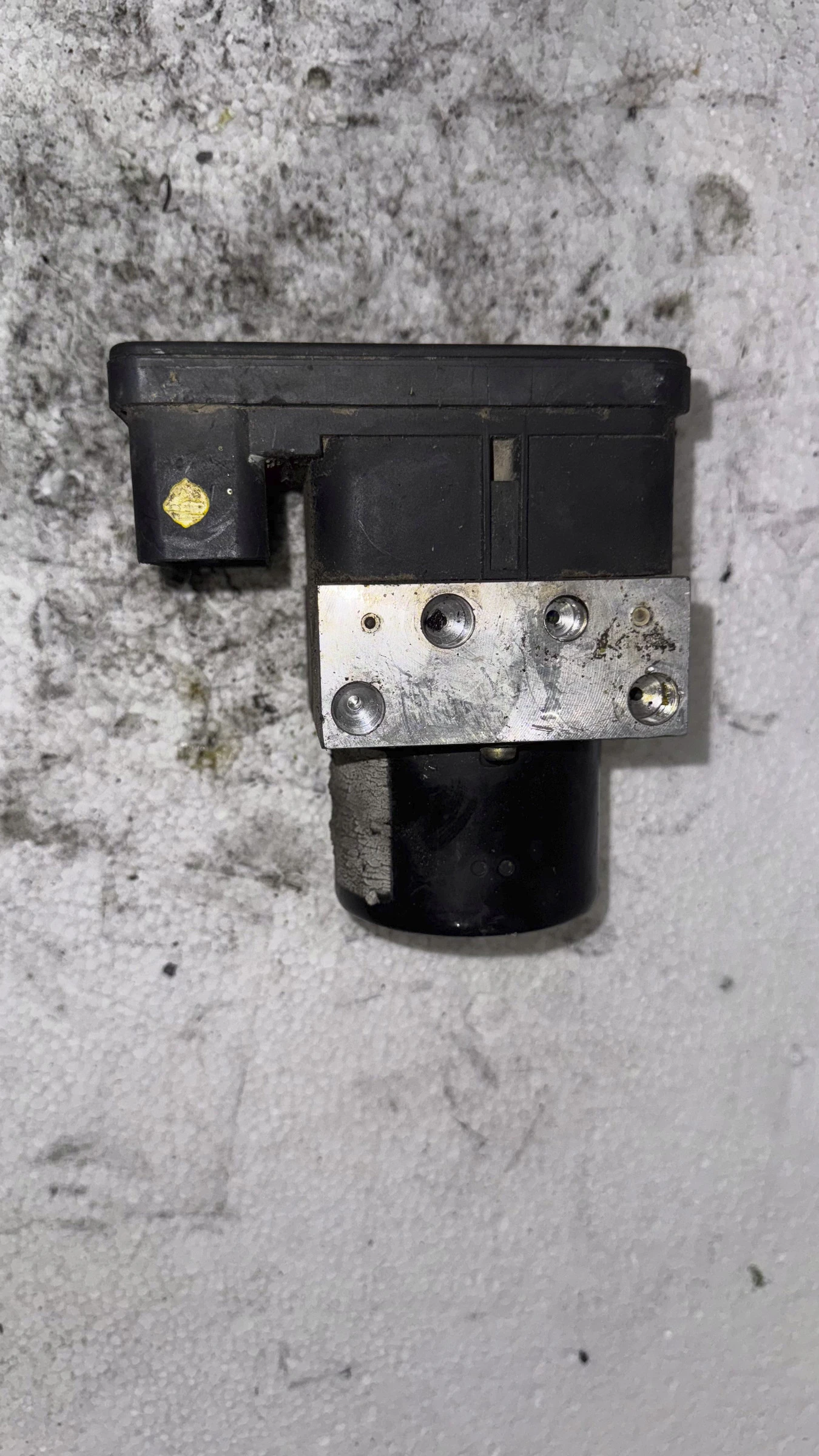    ABS  Ford Fiesta 2004 - 10.0960-0106.3 | Mobile.bg   2