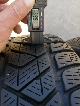 Гуми Зимни 215/65R16, снимка 7